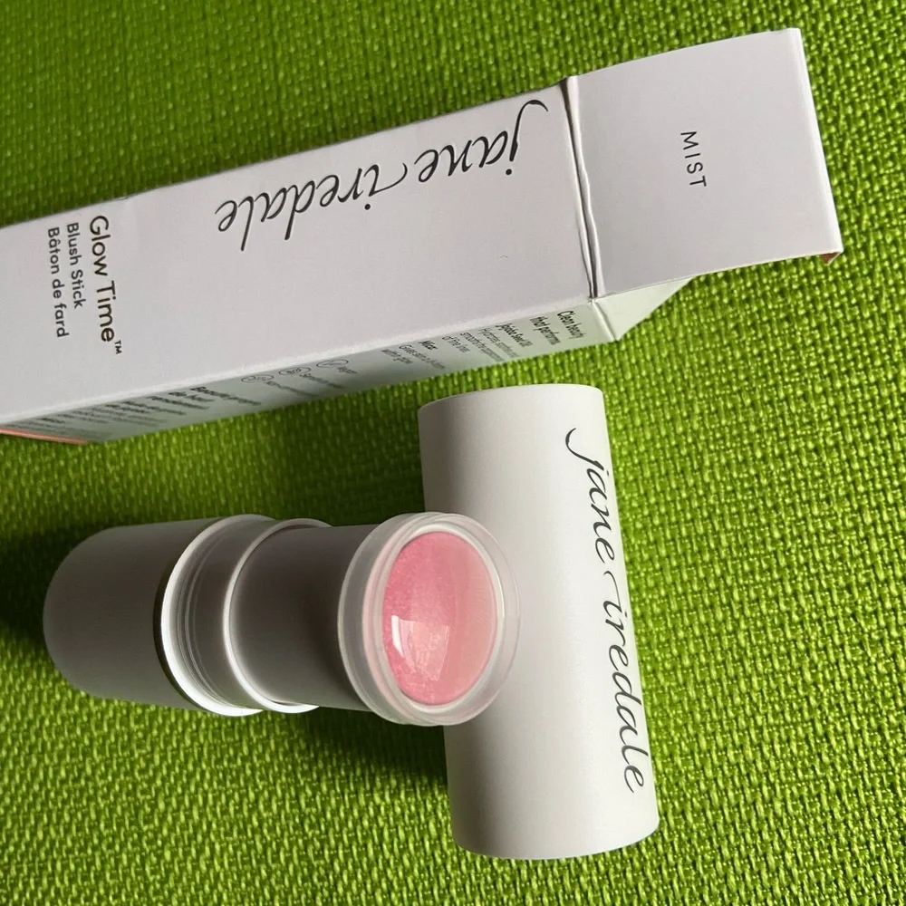 Jane iredale glow time blush stick, multi tasking clean product